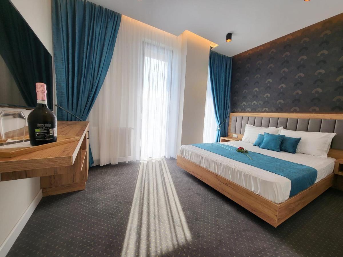 Hotel Excellence บูคาเรสต์ ภายนอก รูปภาพ