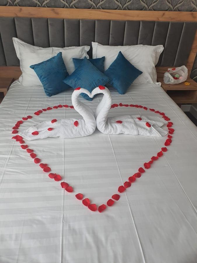 Hotel Excellence บูคาเรสต์ ภายนอก รูปภาพ