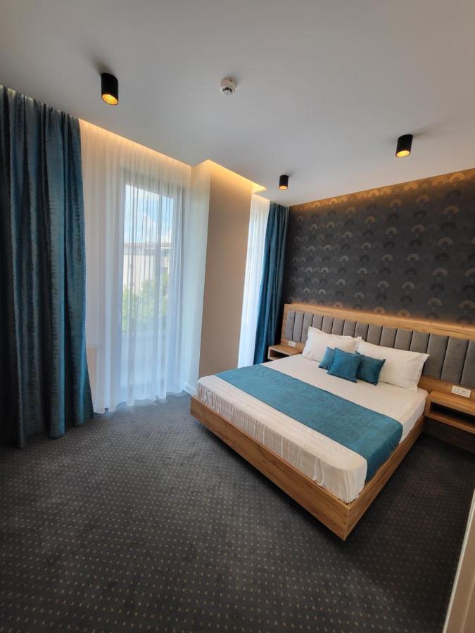 Hotel Excellence บูคาเรสต์ ภายนอก รูปภาพ