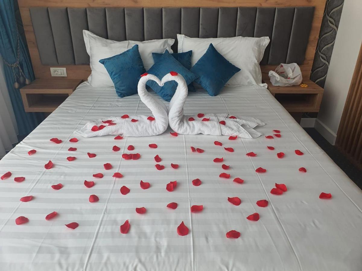 Hotel Excellence บูคาเรสต์ ภายนอก รูปภาพ